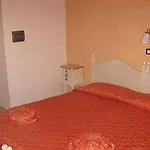 فندق مبيت وإفطار Martina أغروبولي